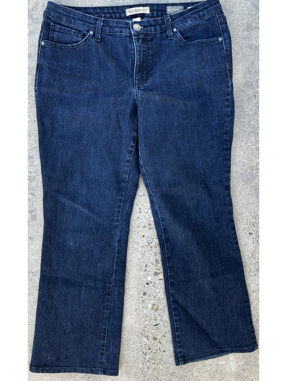 Nine West Dark Boho Bootcut Jeans Women Sz 14/32 Minimal Fade Measured 32W x 28L